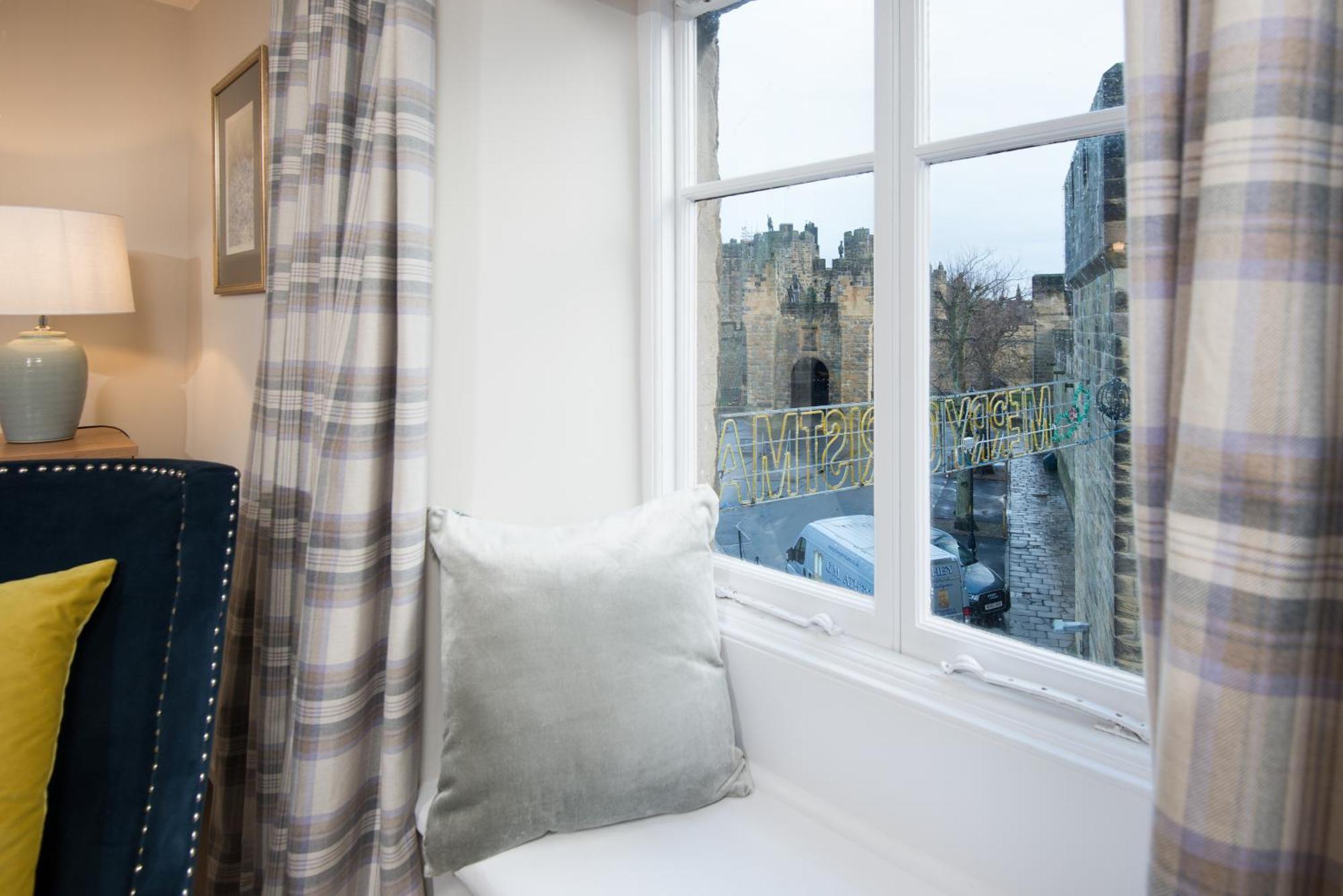 Castle Retreat - Luxury Apartment Opposite Alnwick Castle Exterior foto