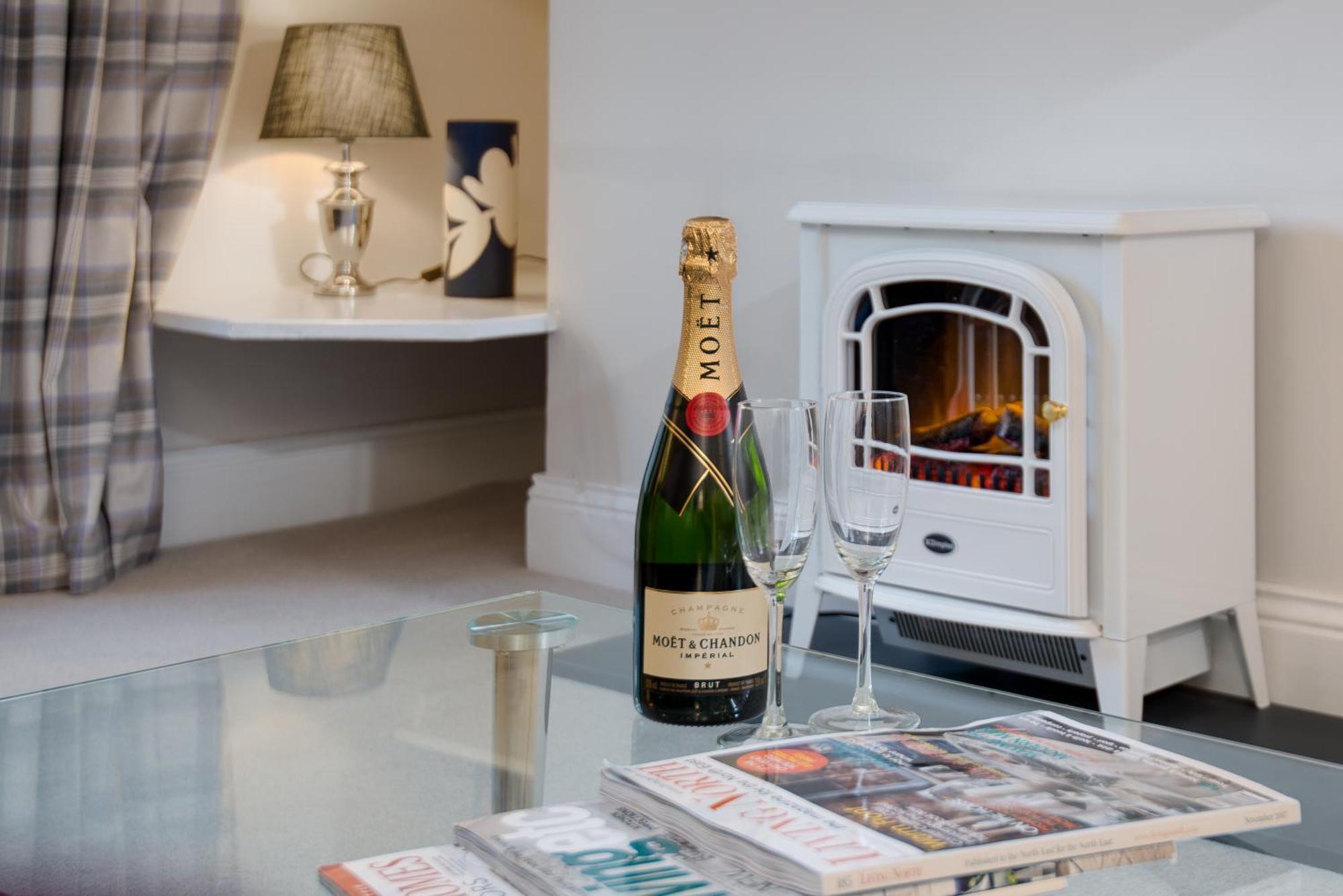 Castle Retreat - Luxury Apartment Opposite Alnwick Castle Exterior foto